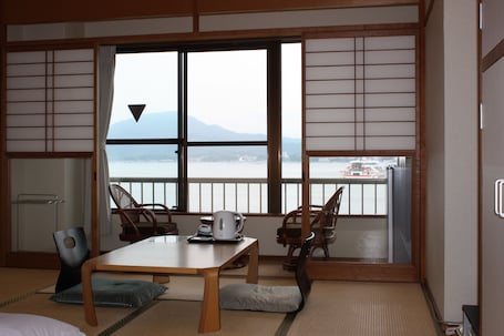 Economy Room, Non Smoking, Partial Sea View | Down comforters, desk, free WiFi, bed sheets. Sakuraya