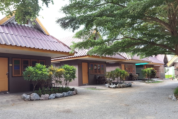 Quadruple Room (4 Adults) | Free WiFi, bed sheets