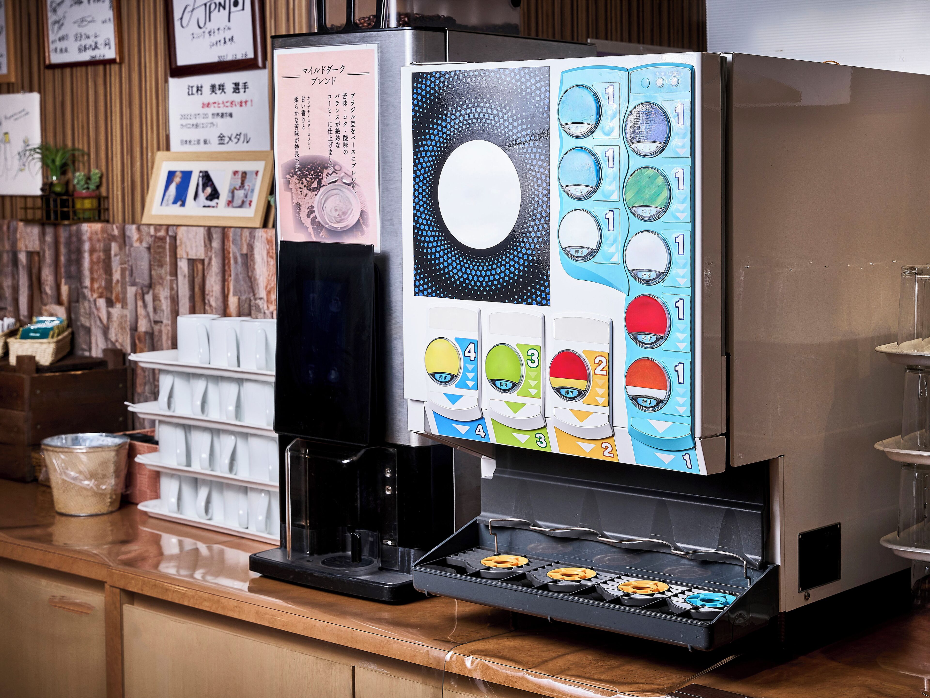 daily cooked-to-order breakfast (jpy 1500 per person)