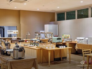 Desayuno buffet todos los días (con cargo)