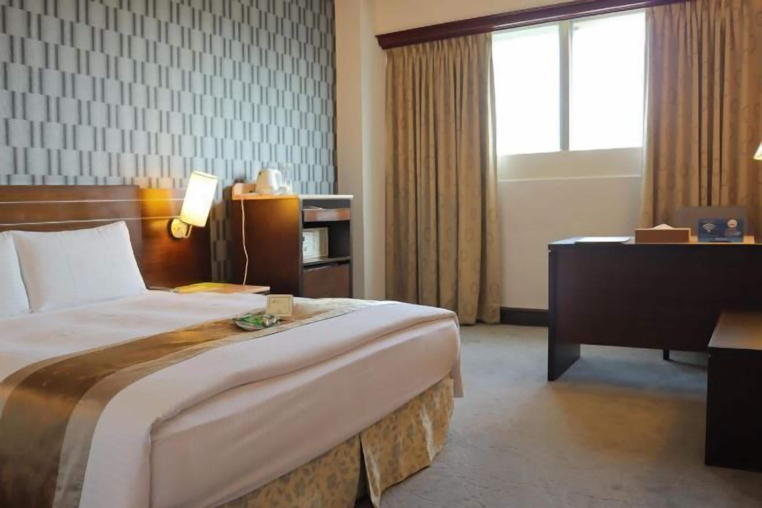 In-room safe, desk, blackout drapes, free WiFi