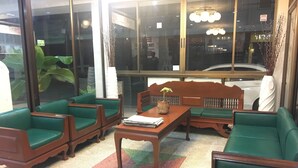 Gambar tidak terklasifikasi, 2 dari 57, tombol