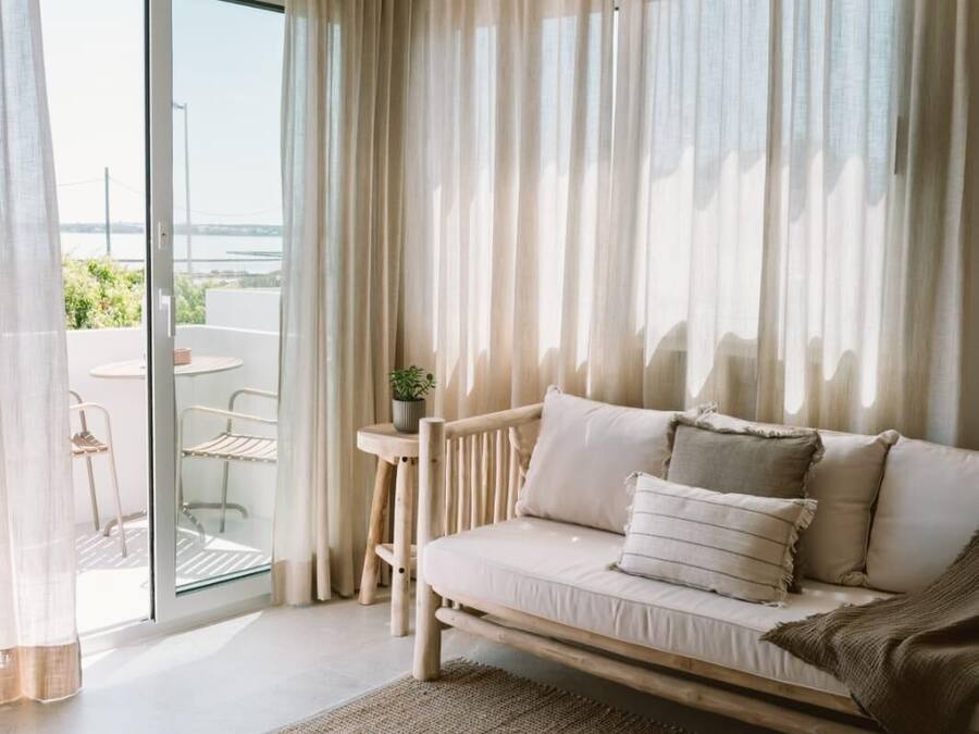 Apartment, 1 Bedroom, Lake View | Living area | Flat-screen TV