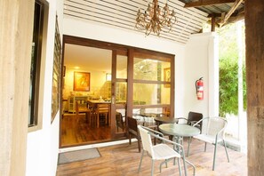 Terrace/patio - Hotel Siri (Lampang)