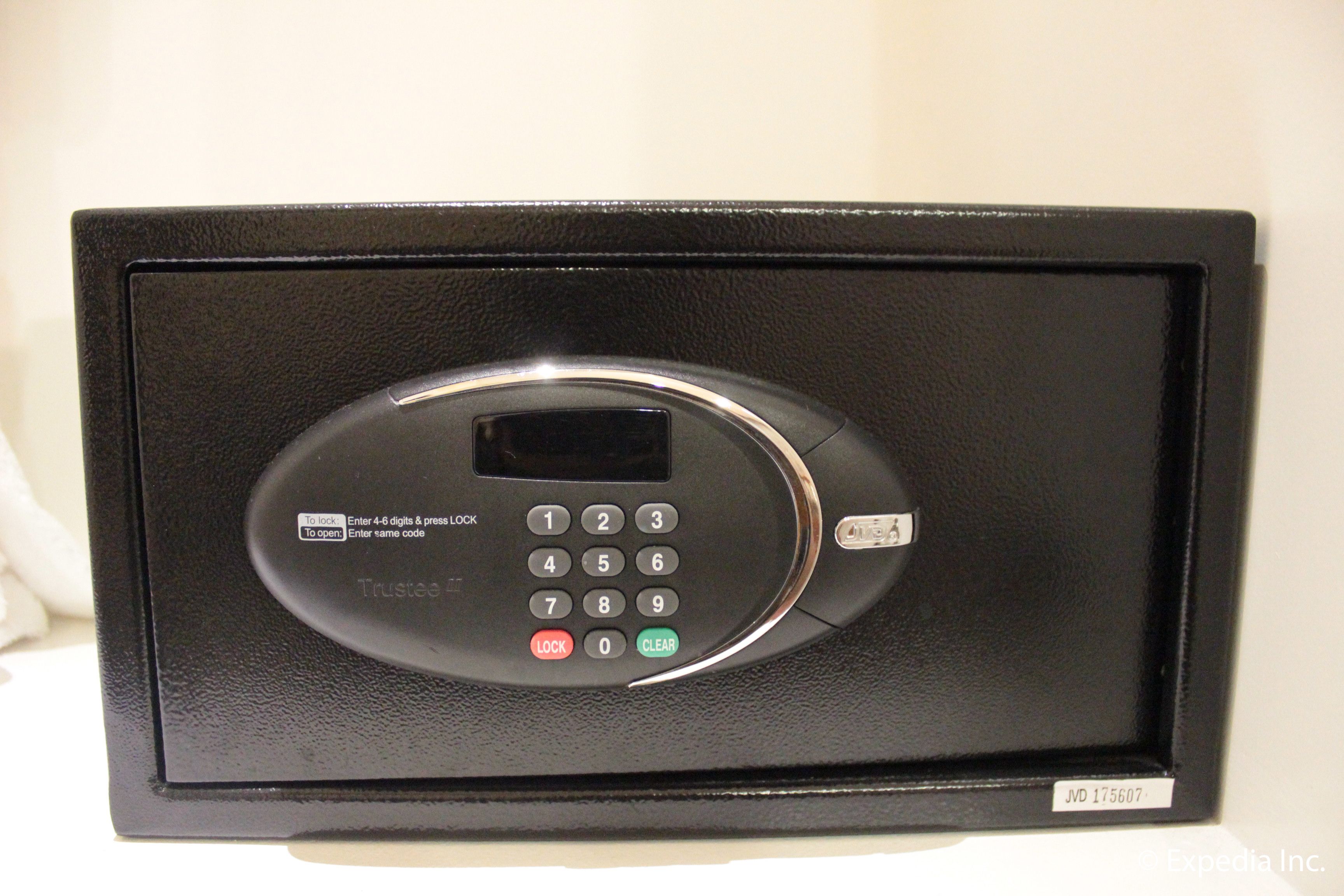 executive suite | safe