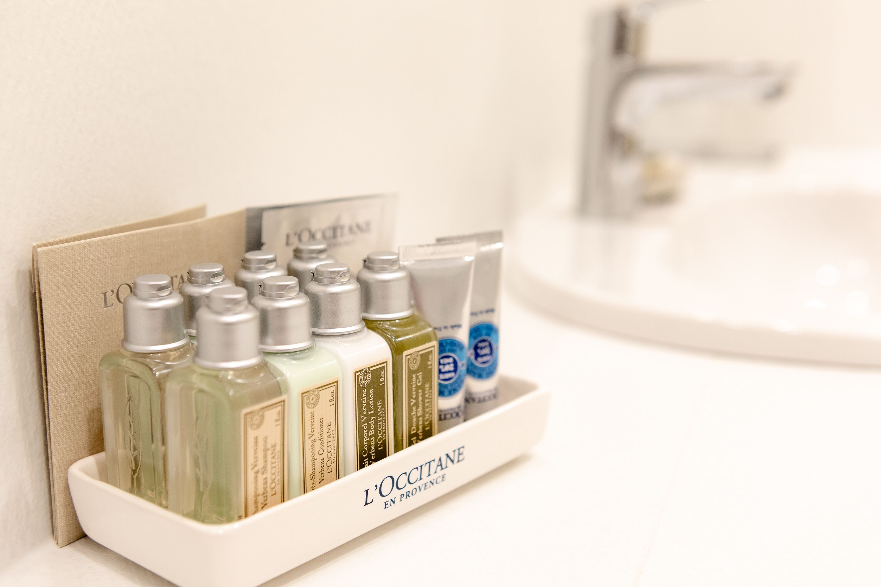 deluxe double room, city view | room amenity