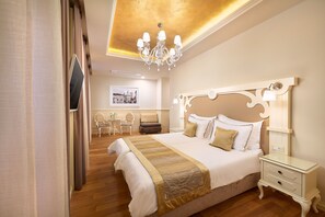 Deluxe Double or Twin Room | Premium bedding, minibar, in-room safe, desk - Piazza Heritage Hotel (Split)