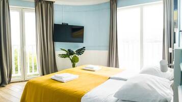 Phòng đôi hoặc 2 giường đơn Superior, quang cảnh biển | Minibar, két bảo mật tại phòng, bàn