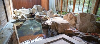 Hot Spring Inn Banya