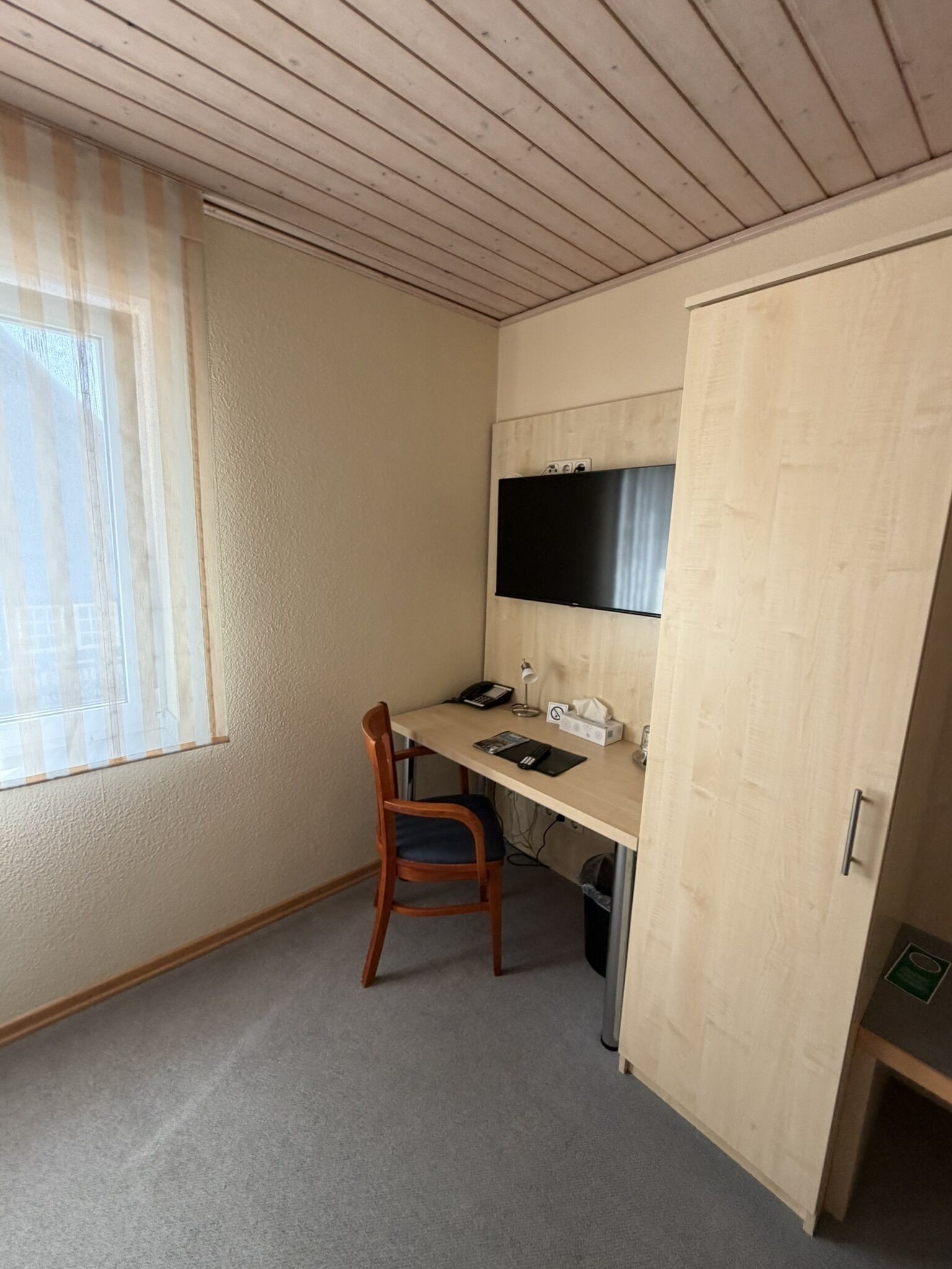 Standard Twin Room | Interior