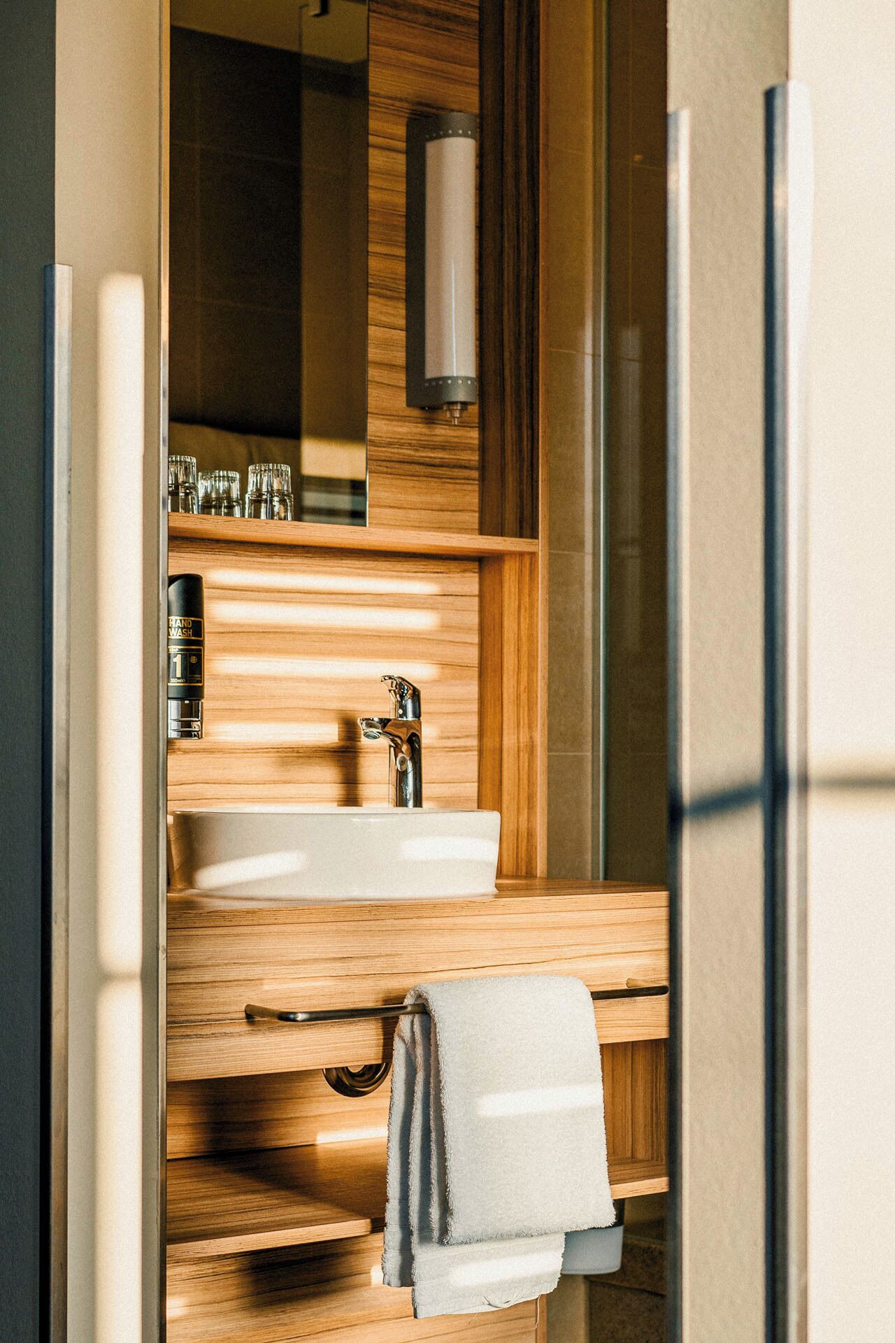 샤워 시설, 무료 세면용품, 헤어드라이어, 타월