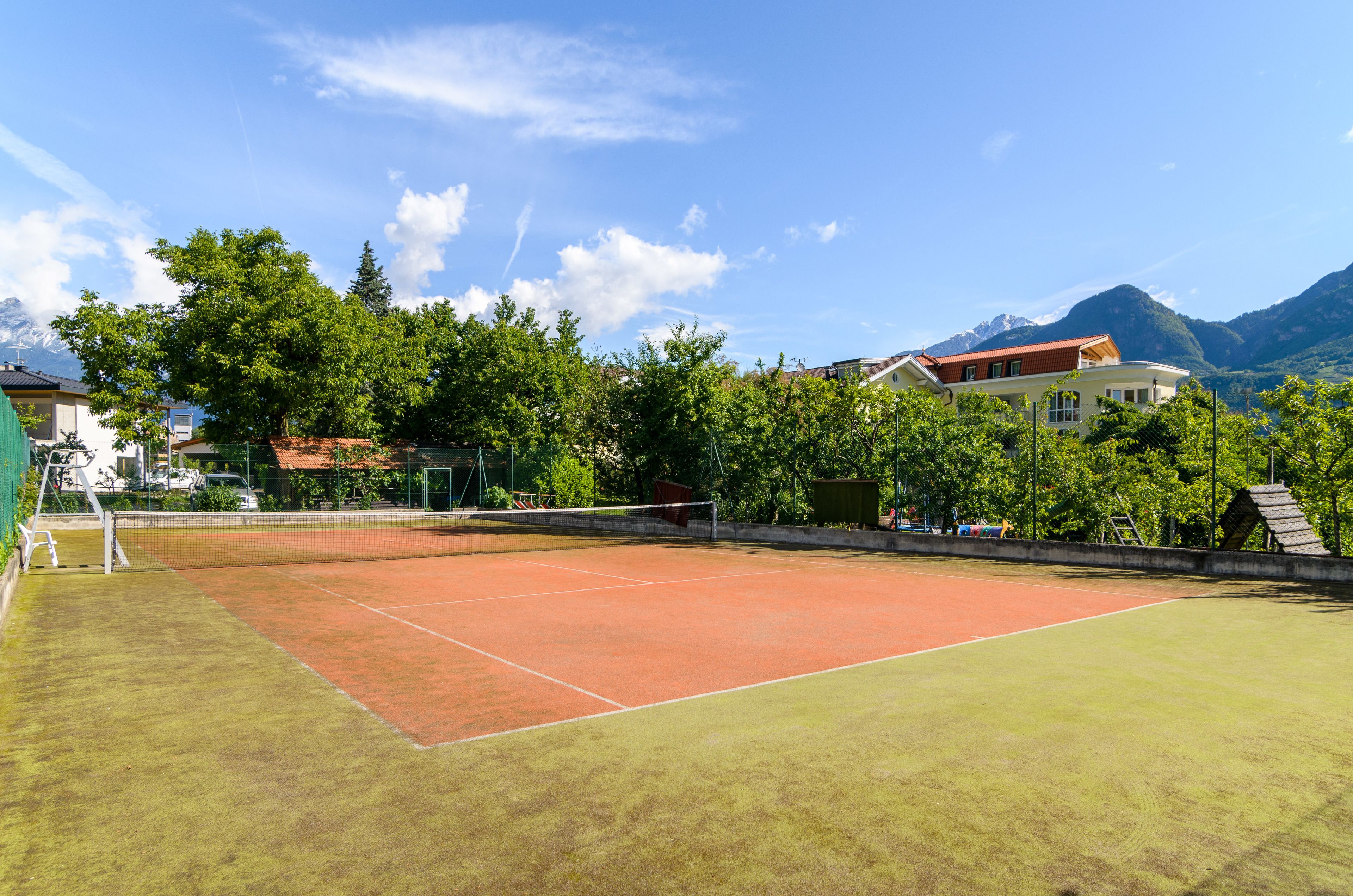 tennis court