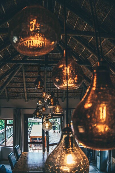 Woodbury Lodge - Amakhala Game Reserve