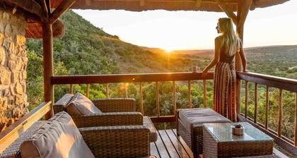 Woodbury Lodge - Amakhala Game Reserve