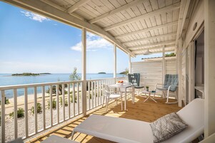 Superior View Couple Mobile Home, Terrace | 露台