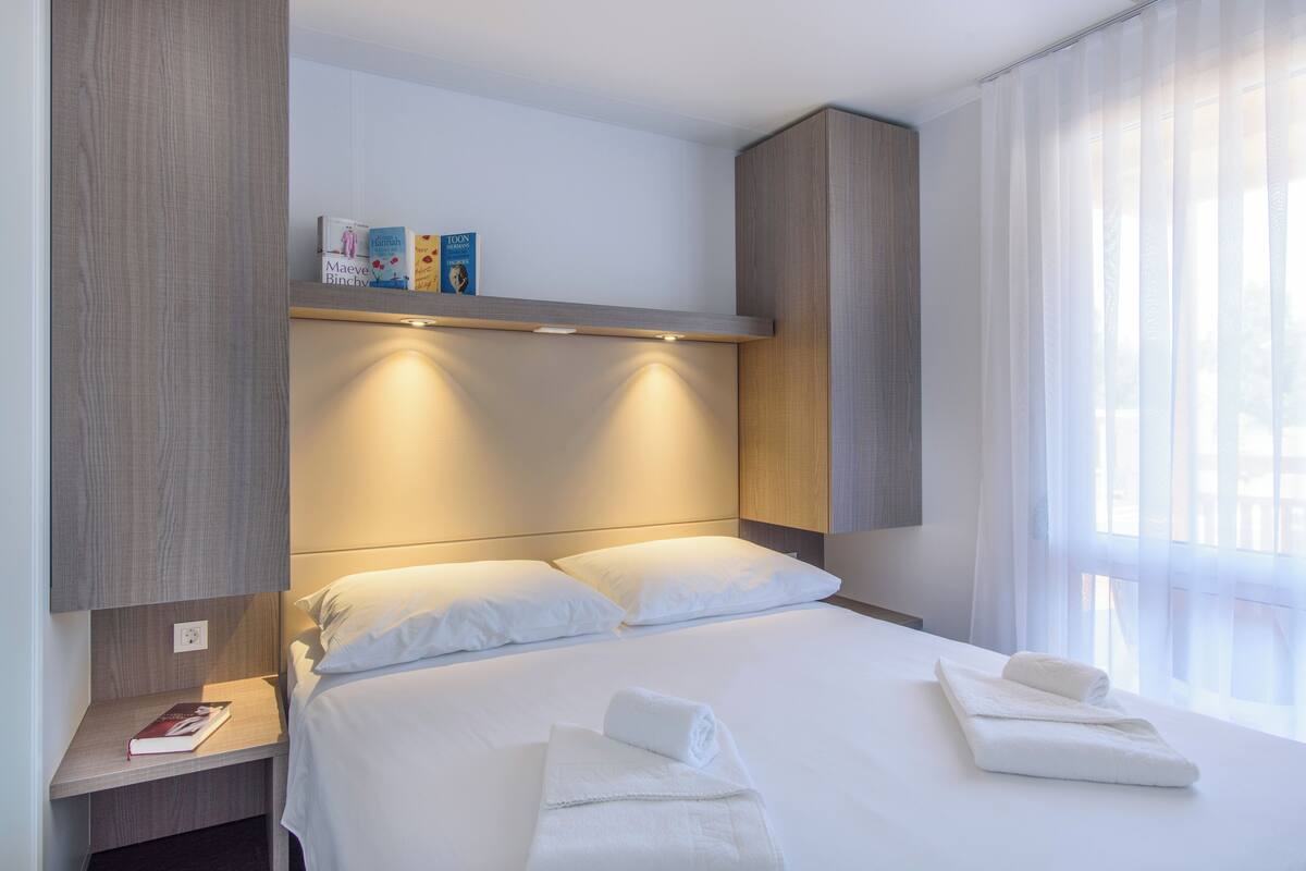 2 chambres, Wi-Fi gratuit, draps fournis