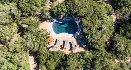 Woodbury Tented Camp - Amakhala Game Reserve