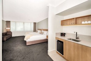 Standard Room, 2 Queen Beds, Non Smoking | Premium bedding, pillow-top beds, minibar, in-room safe - Clarion Hotel Townsville (Townsville)