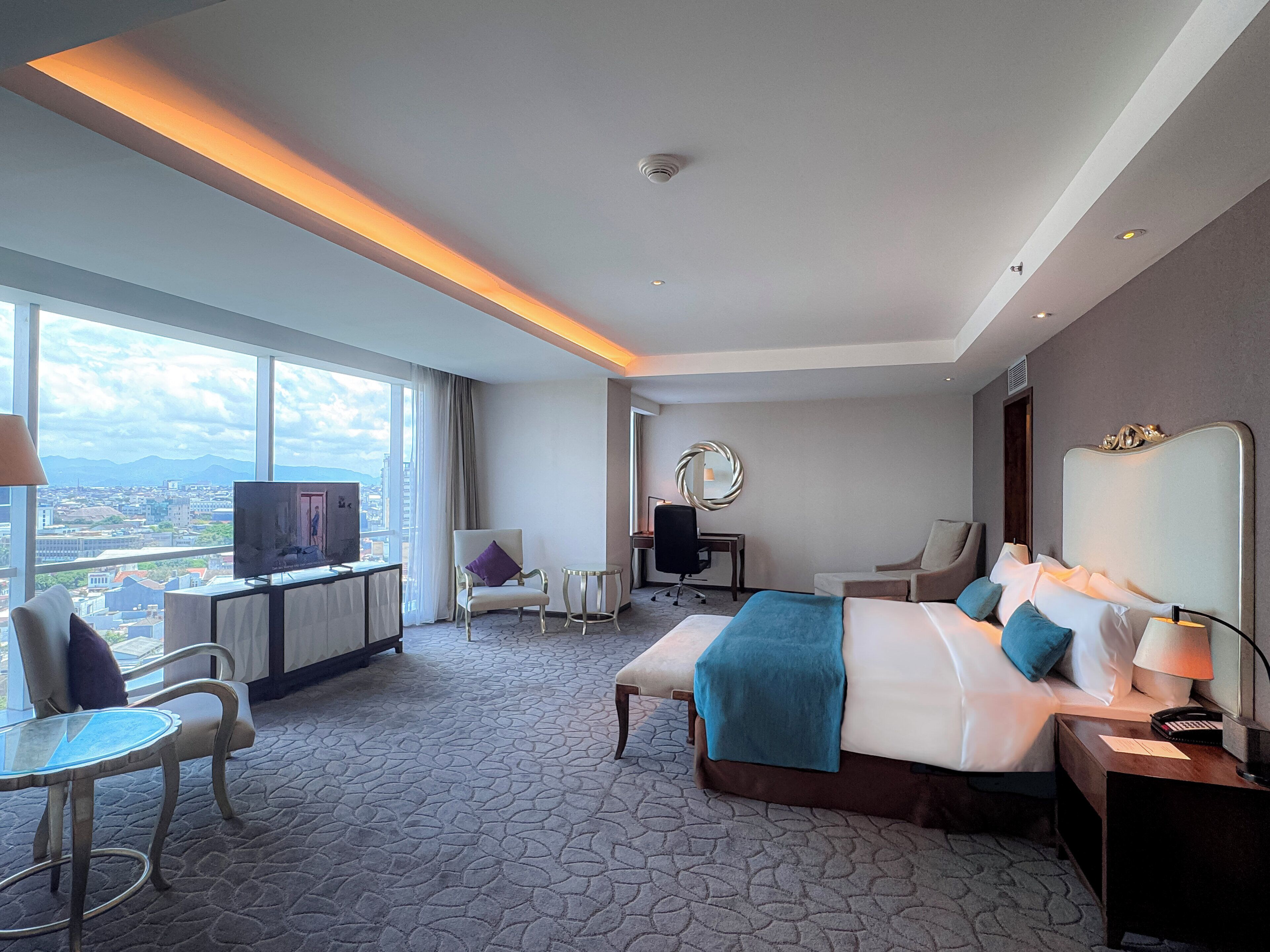 Suite Presidensial, 1 Tempat Tidur Twin | Minibar, brankas, meja kerja, dan ruang kerja ramah laptop