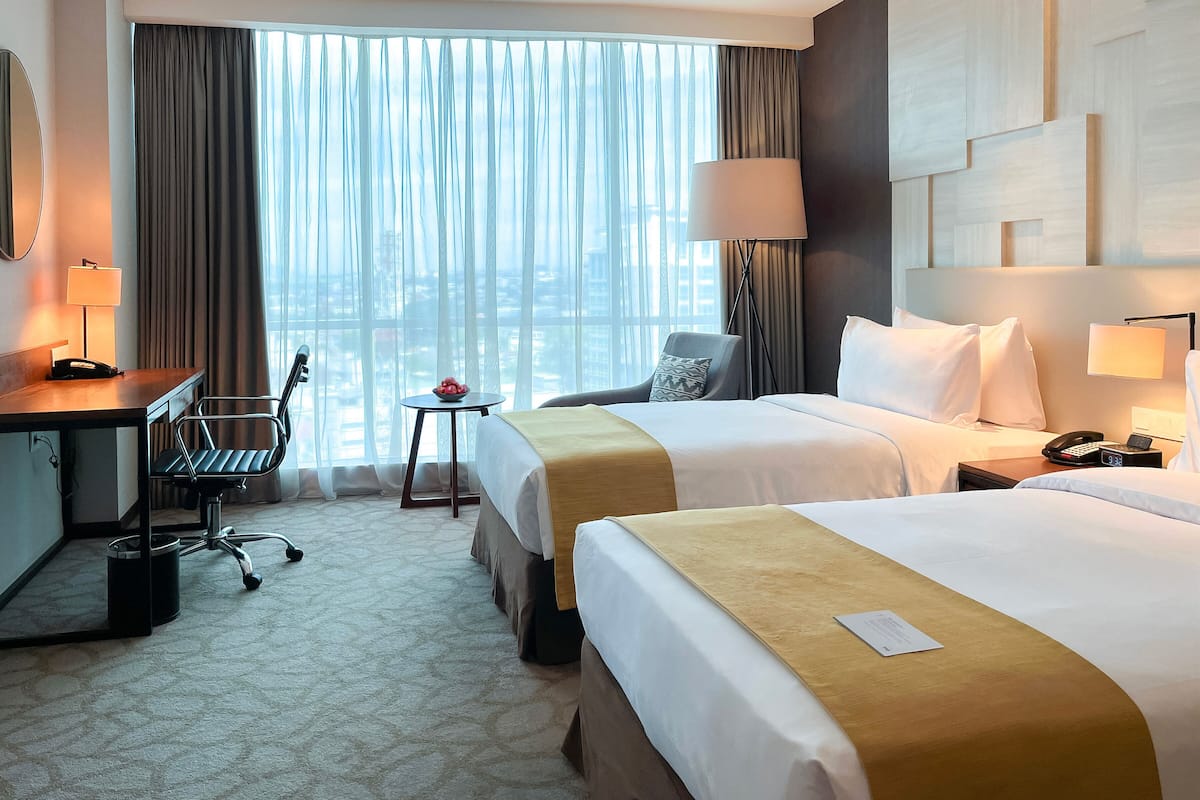 Minibar, in-room safe, desk, laptop workspace