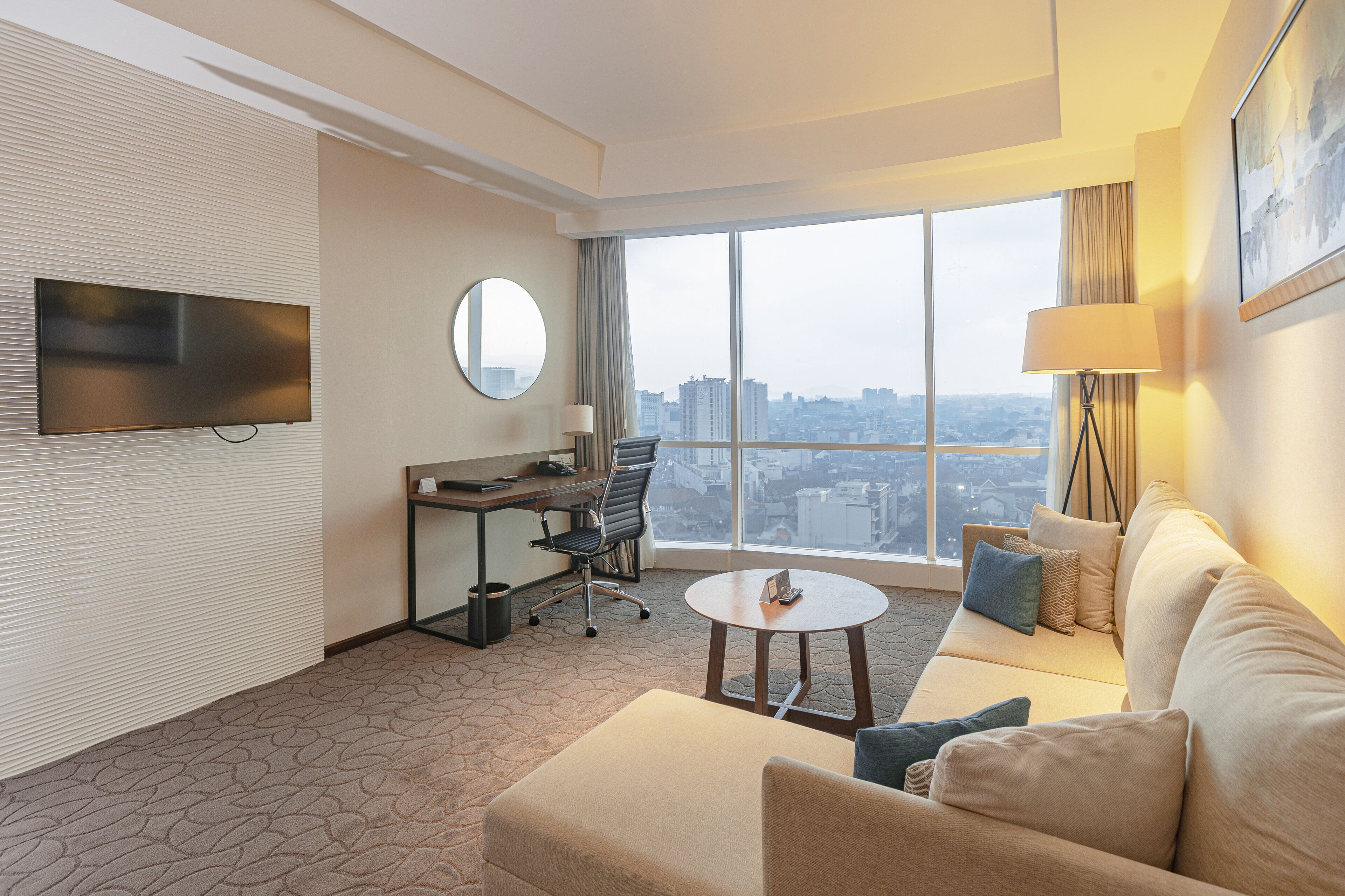 1 bedroom, minibar, in-room safe, desk