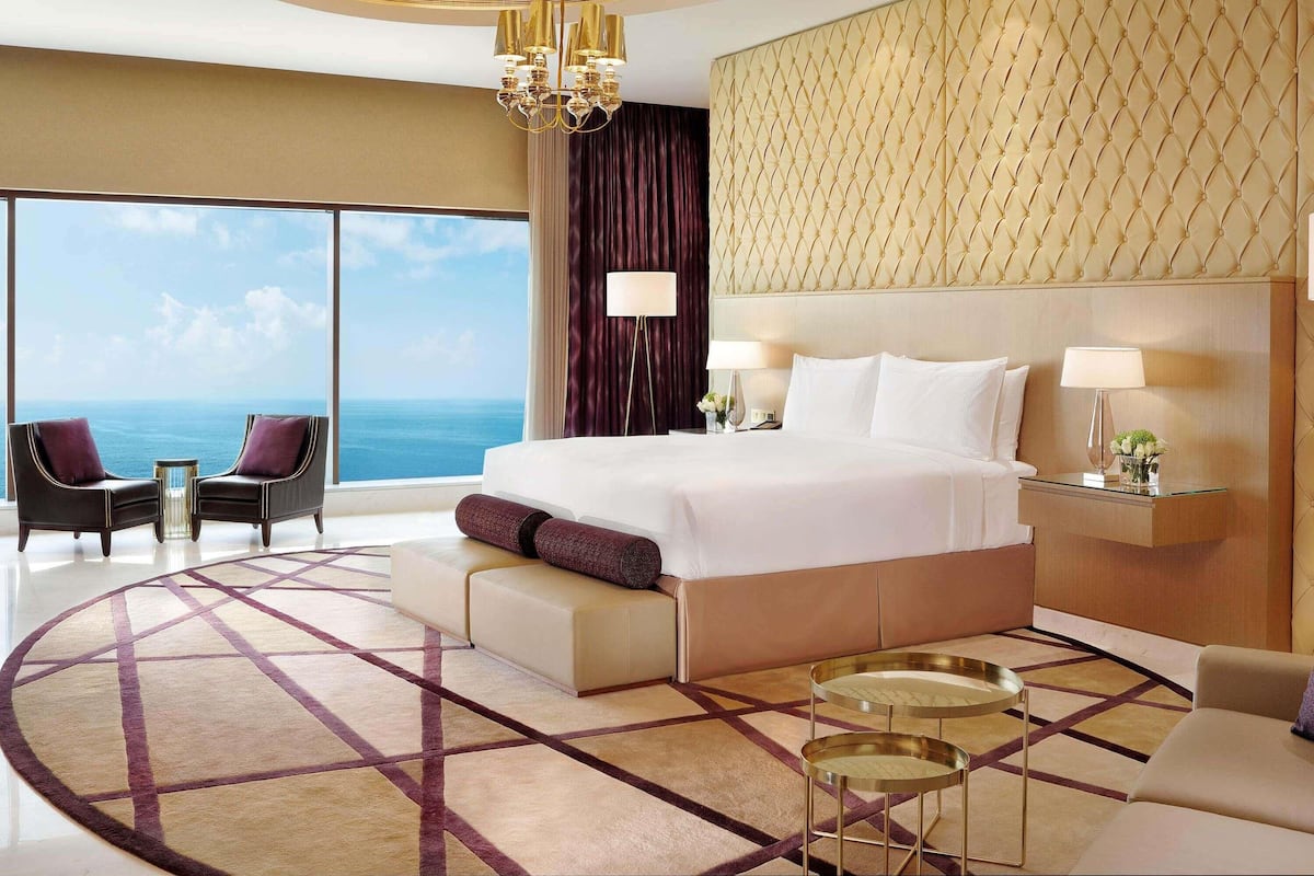 1 bedroom, Egyptian cotton sheets, premium bedding, pillow-top beds