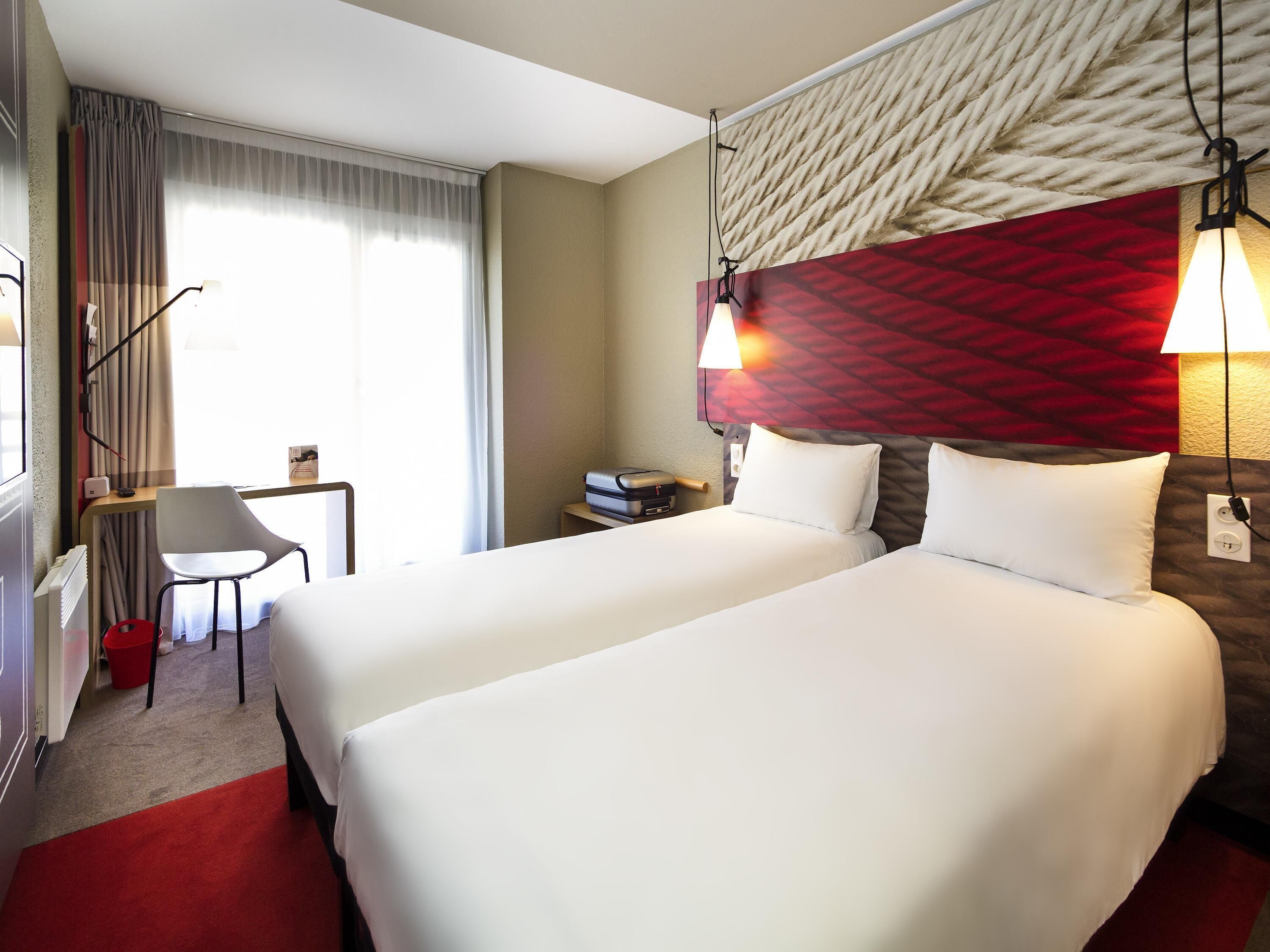 Chambre Standard, 2 lits une place