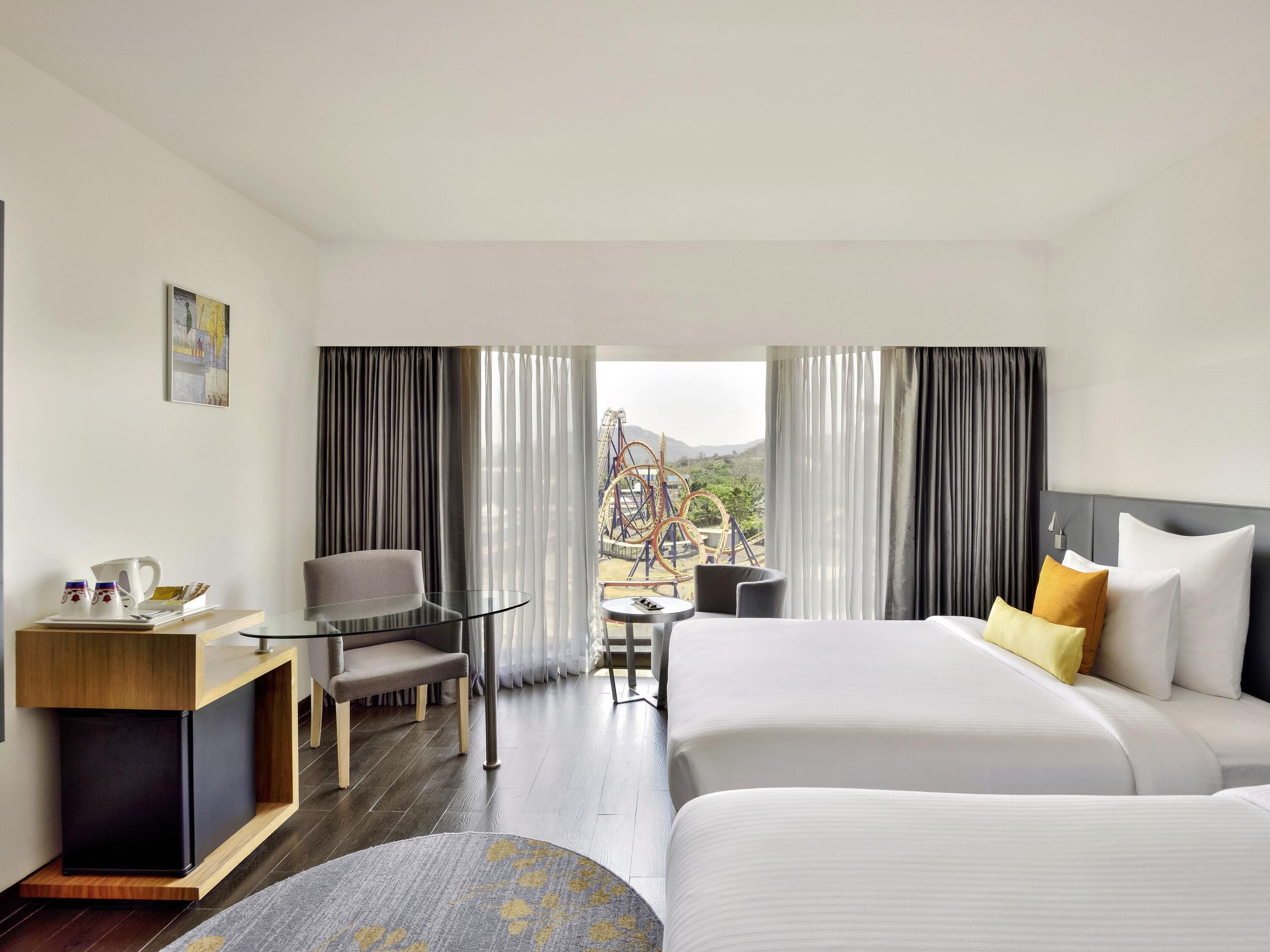 Family Room, 2 Queen Beds (Classic) | Minibar, in-room safe, desk, blackout curtains