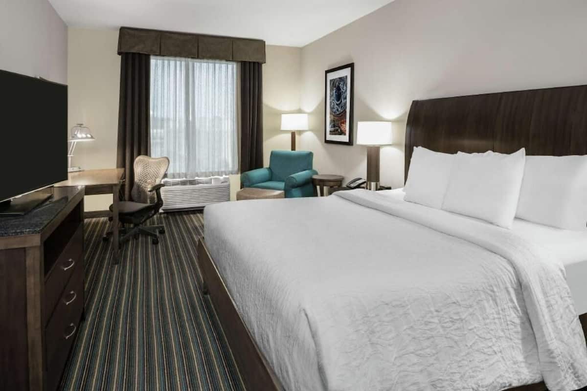 Premium bedding, pillow-top beds, in-room safe, desk