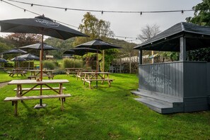 Terrace/patio - Ring O Bells (Bristol)