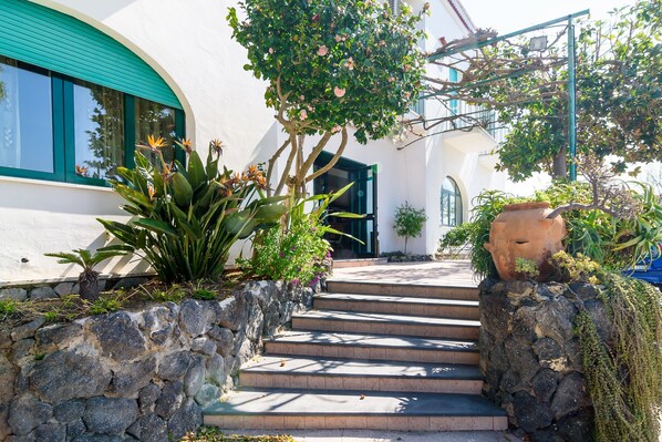 Ingresso della struttura