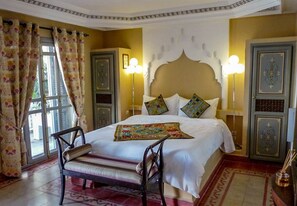 Premium bedding, individually decorated, individually furnished - Riad Noos Noos (Marrakech)