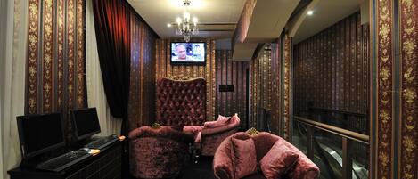 ศูนย์ธุรกิจ