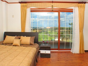 Studio Familial | Vue de la chambre