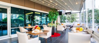 Ramada Encore by Wyndham Istanbul Kartal