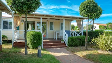 Husvogn, flere senger (Gaia) | Safe på rommet, ekstrasenger (mot et tillegg) og wi-fi (inkludert)