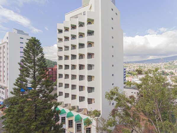 Fachada de la propiedad