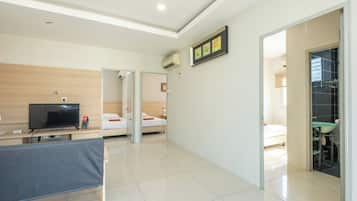 Appartement, 3 chambres | 3 chambres, coffres-forts dans les chambres, bureau