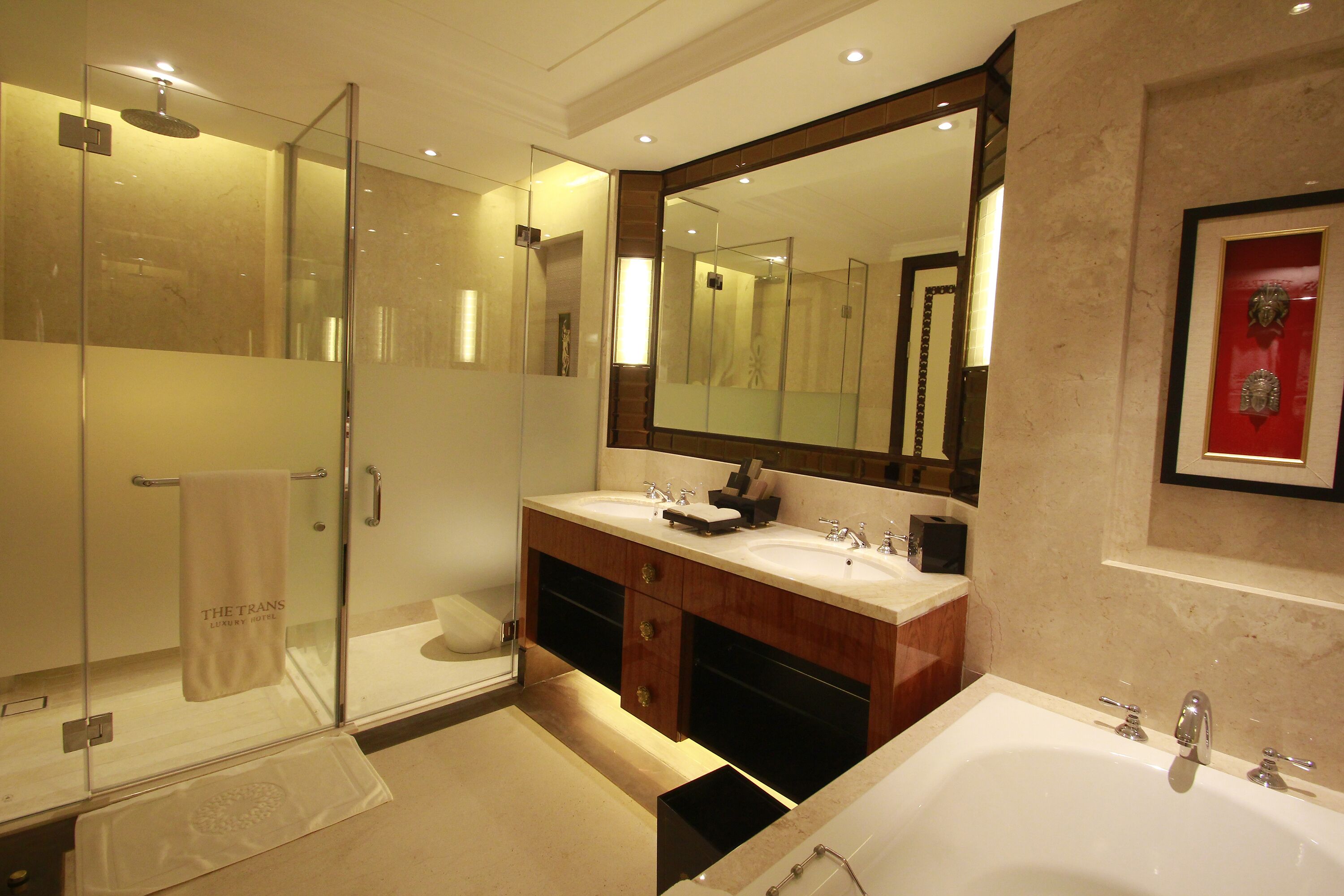 separate bathtub and shower, jetted bath, rainfall showerhead