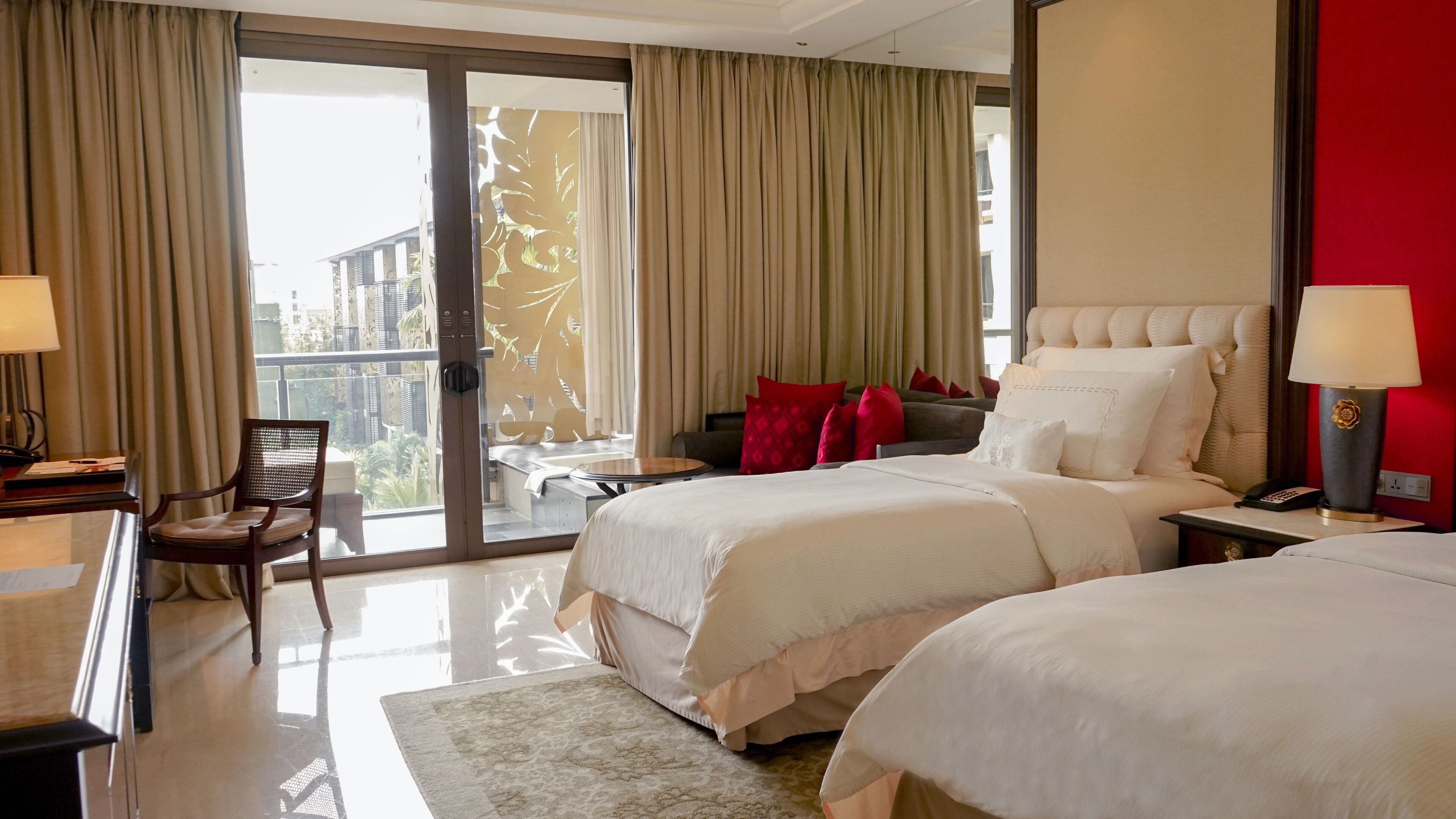 1 bedroom, premium bedding, pillow-top beds, minibar