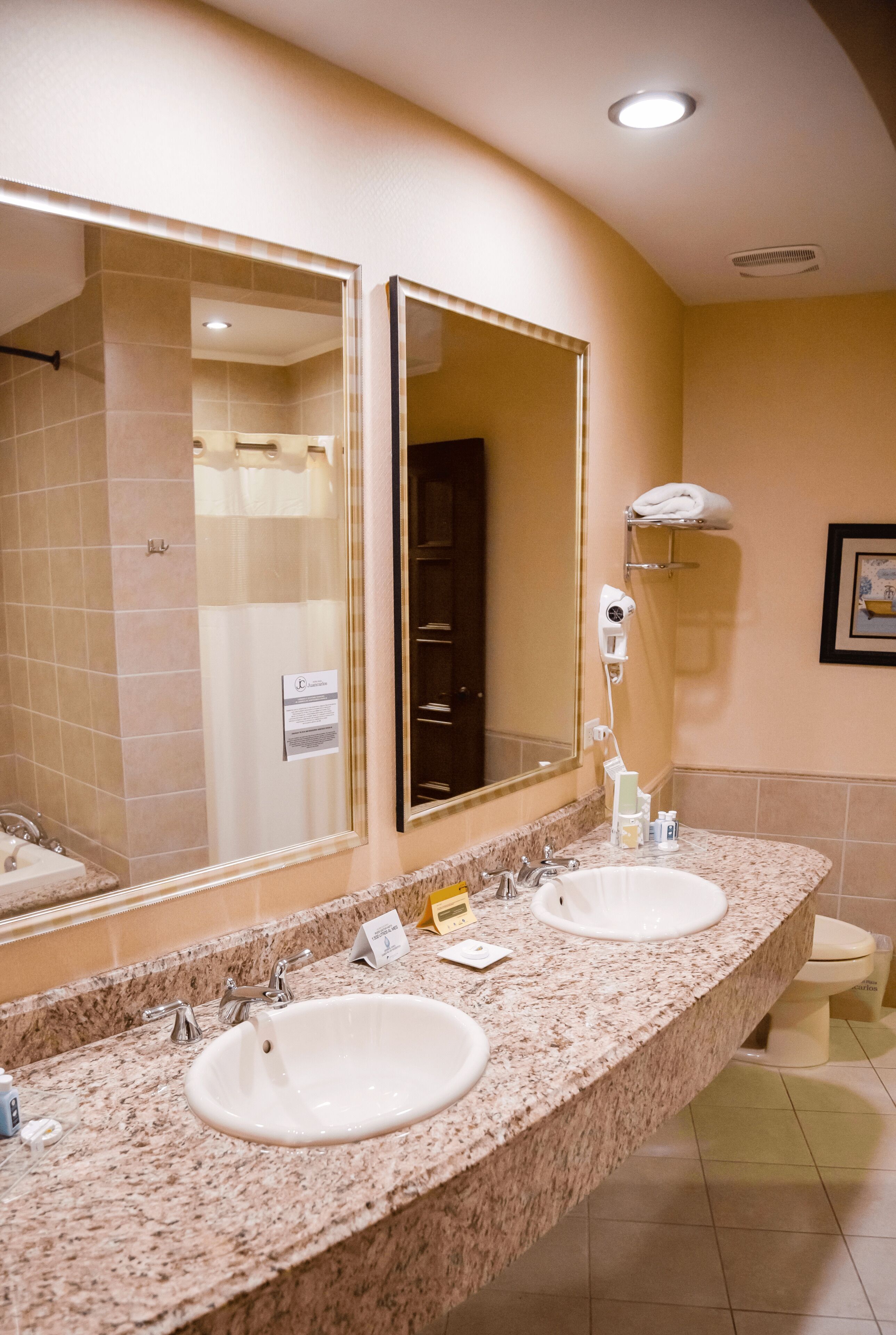 Bathroom | Free toiletries, hair dryer, towels, soap