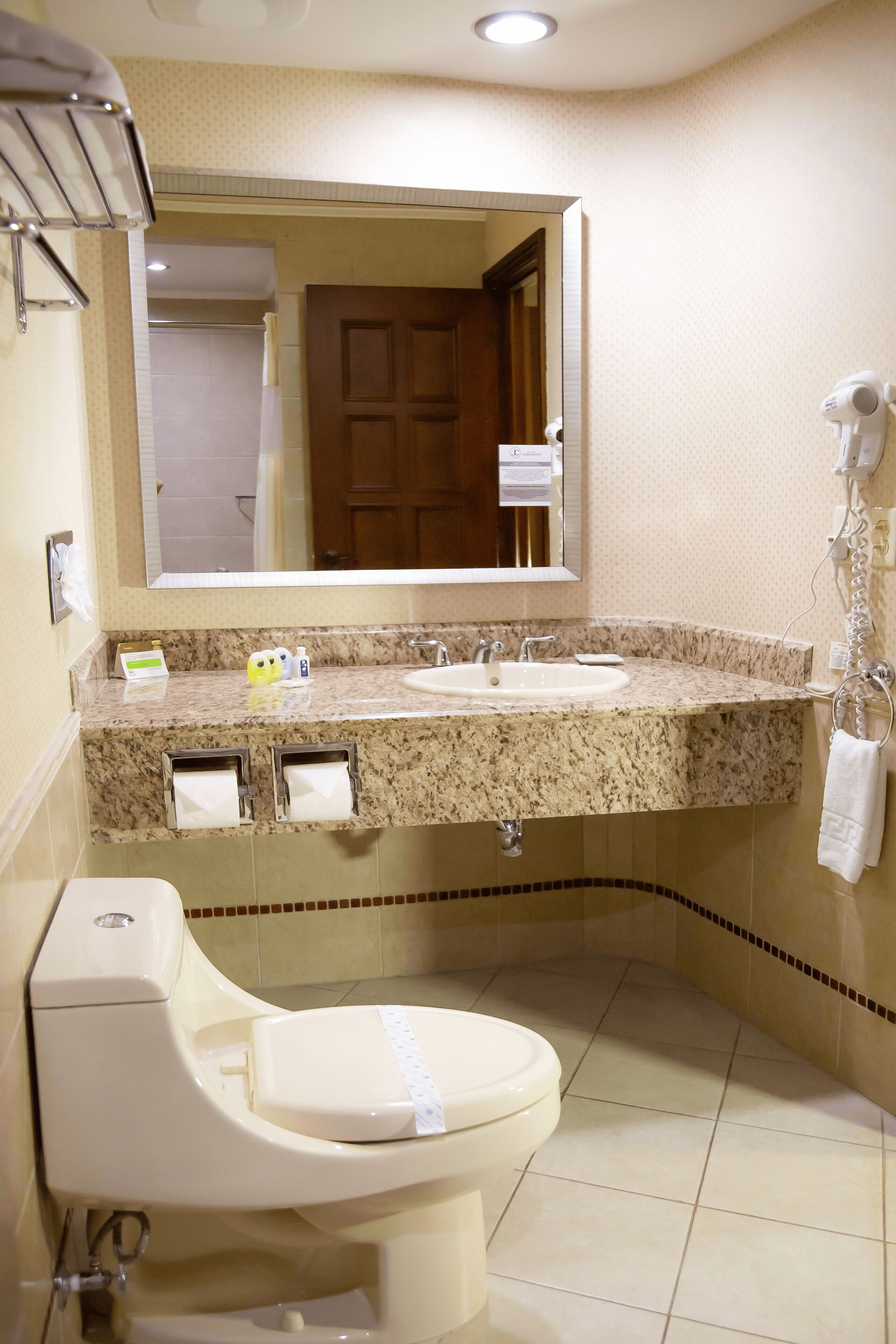 junior suite, 2 queen beds | living area | 52-inch flat-screen tv with cable channels, tv