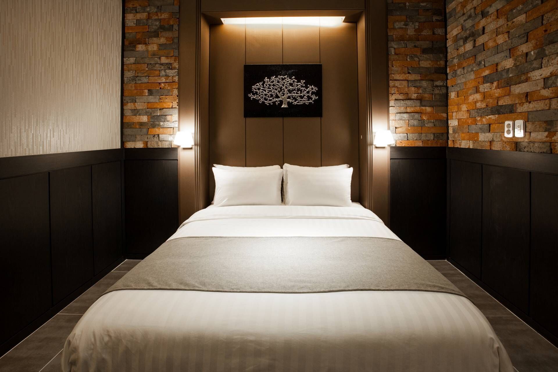 Junior Double Room | In-room safe, soundproofing, free WiFi, bed sheets