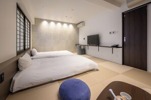 Superior Quadruple Room, Non Smoking (No View, East Building, for 4 guests) | Desk, iron/ironing board, free WiFi, bed sheets - Miyajima Coral Hotel (Hatsukaichi)