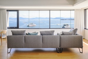 Chambre ((East Building) Ocean View Suite) | Coin séjour