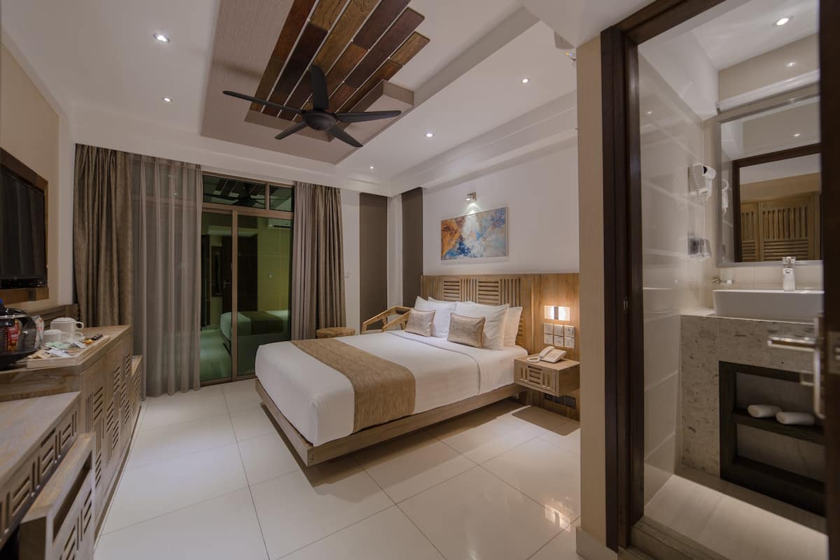 ocean view room with balcony (free airport transfer) | 1 bedroom, premium bedding, down duvets, pillow-top beds