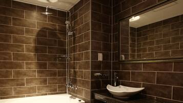Business Royal | Bathroom | Hair dryer, bathrobes, slippers, bidet