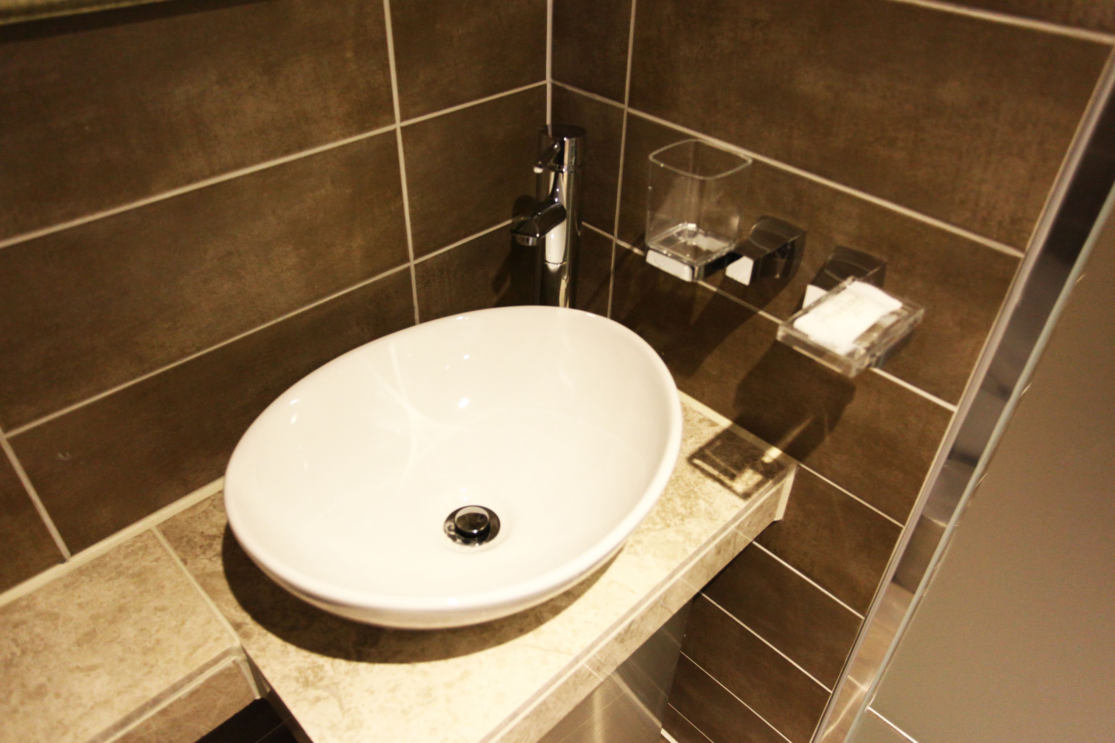 business superior  | bathroom sink