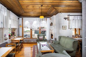 包每日全套早餐