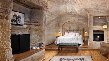 King Cave Suite | 1 sovrum och sÀngtillbehör av högsta kvalitet